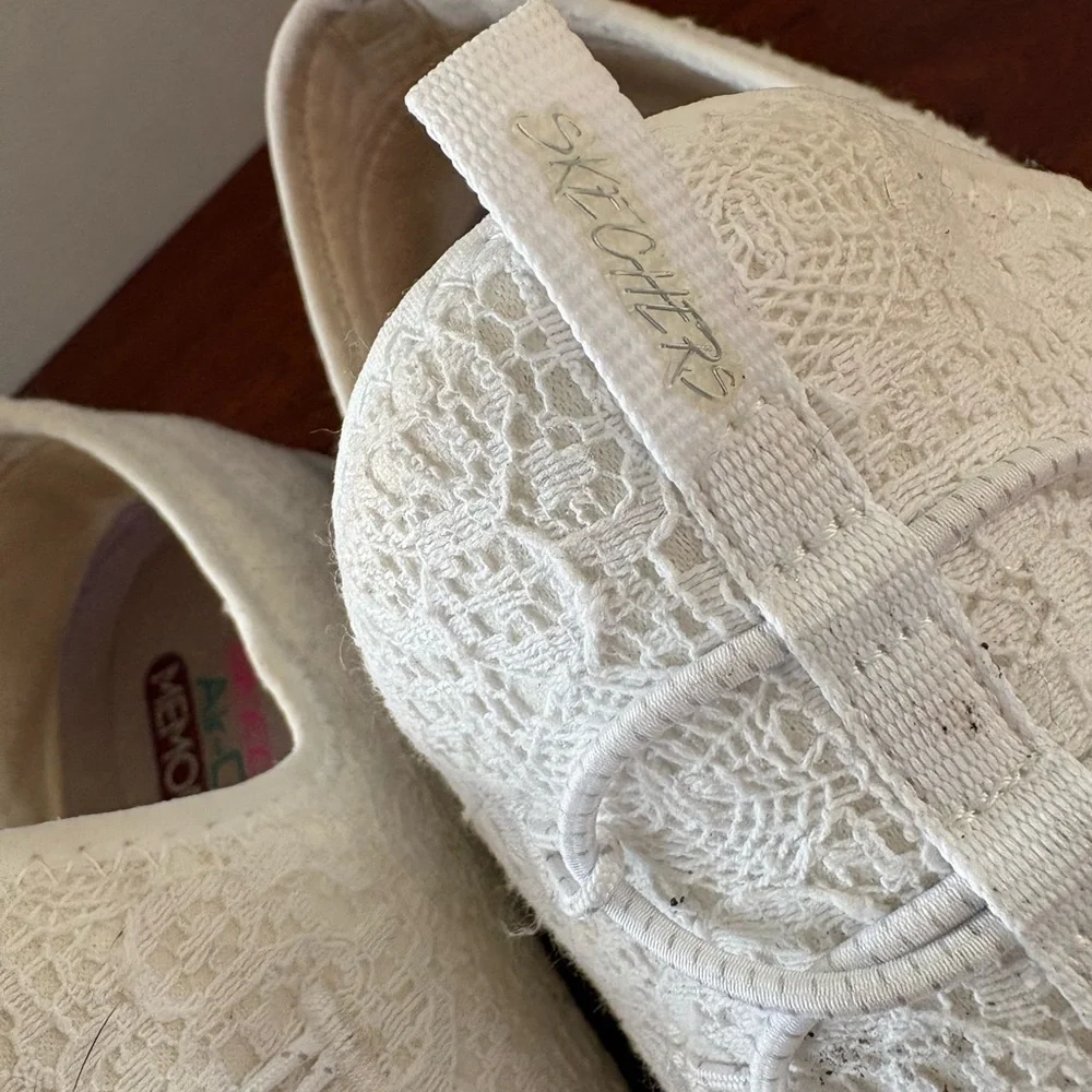 Skechers Women's Air-Cooled Memory Foam Sneakers Size 9.5 White Lace - Picture 9 of 10